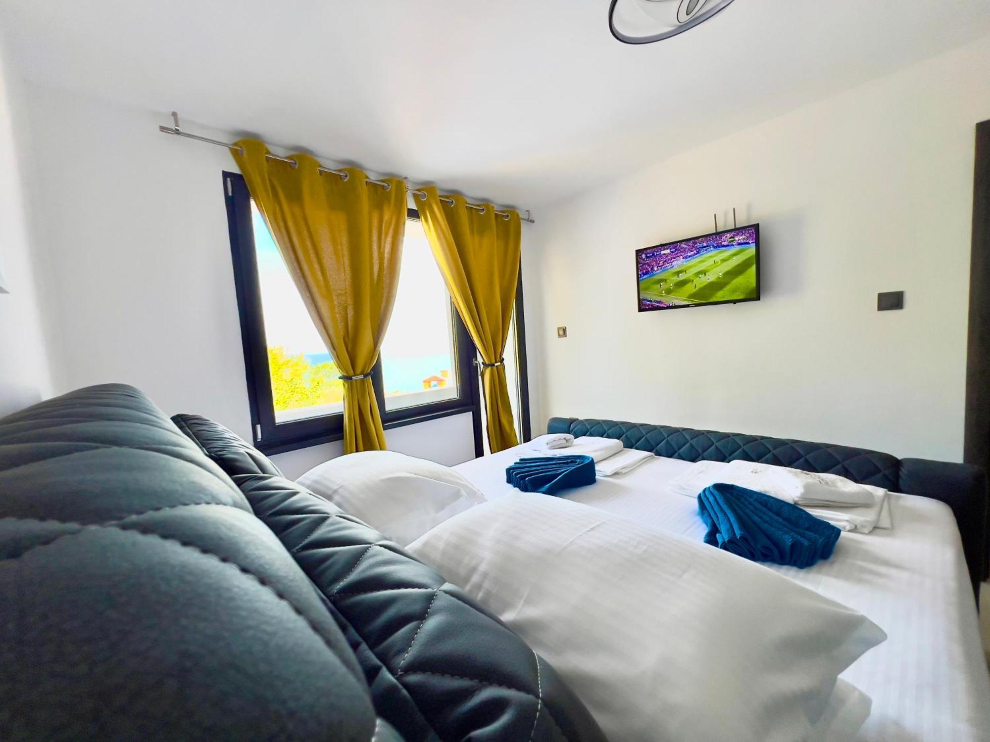 The White Pearl Boutique Villa Baltsjik Buitenkant foto