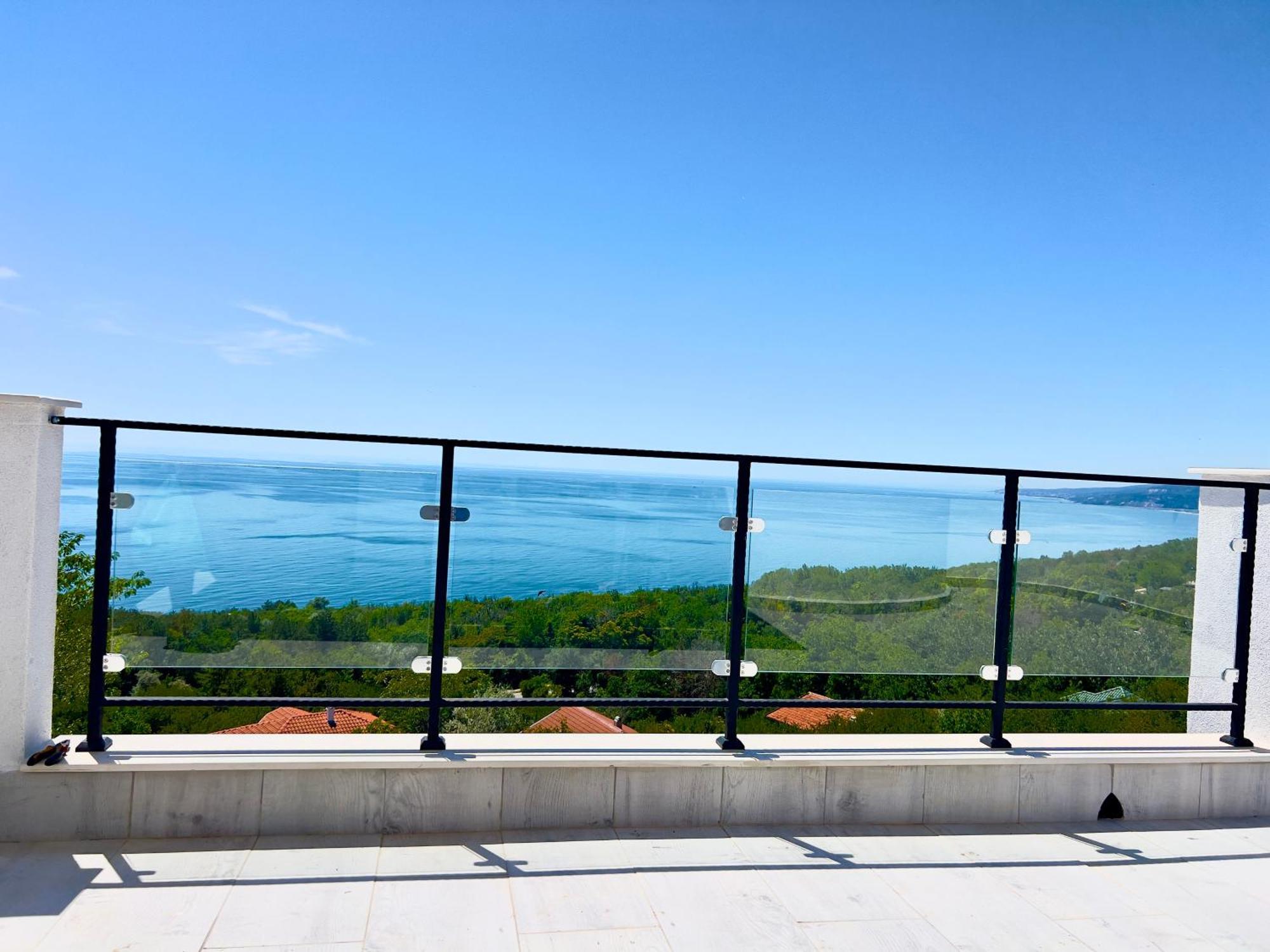 The White Pearl Boutique Villa Baltsjik Buitenkant foto