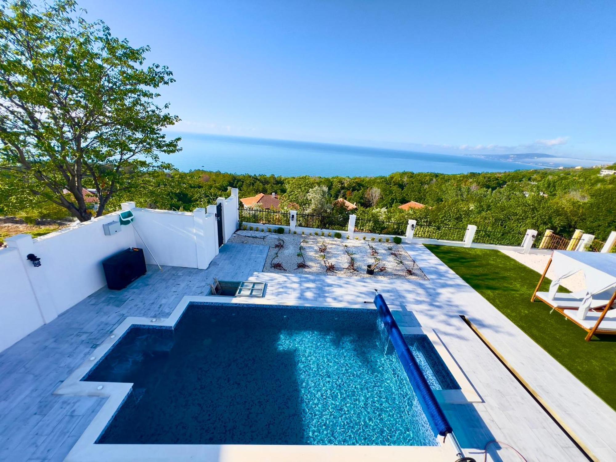 The White Pearl Boutique Villa Baltsjik Buitenkant foto