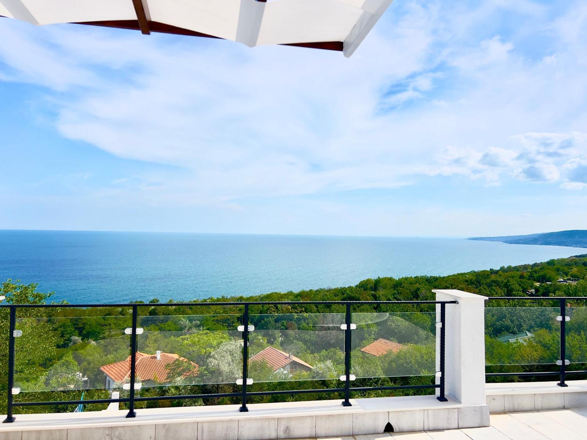 The White Pearl Boutique Villa Baltsjik Buitenkant foto