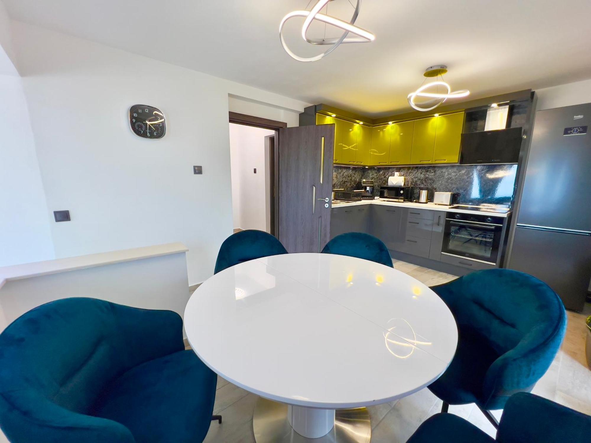 The White Pearl Boutique Villa Baltsjik Buitenkant foto